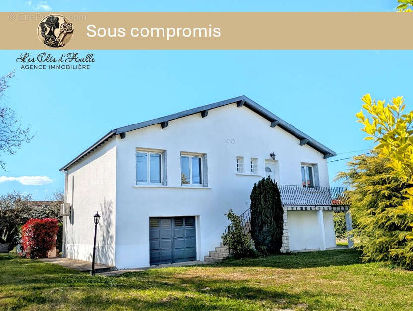 Maison à CHARLY