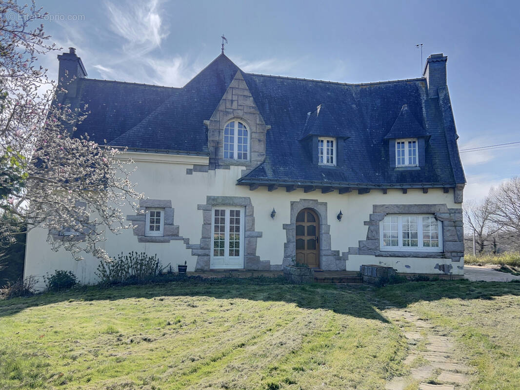 Maison à PLUMELIAU