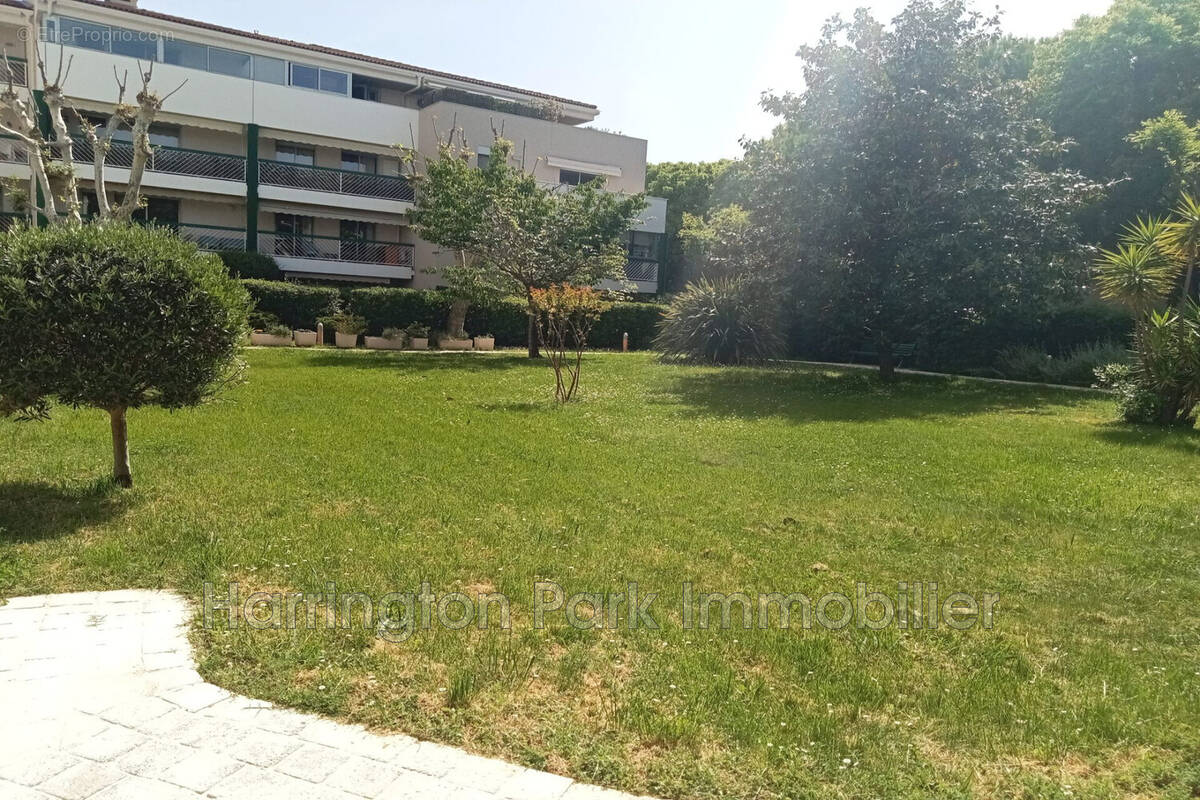 Appartement à MARSEILLE-8E