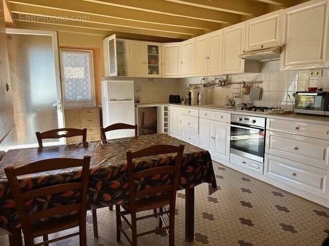 Appartement à CHASSENON