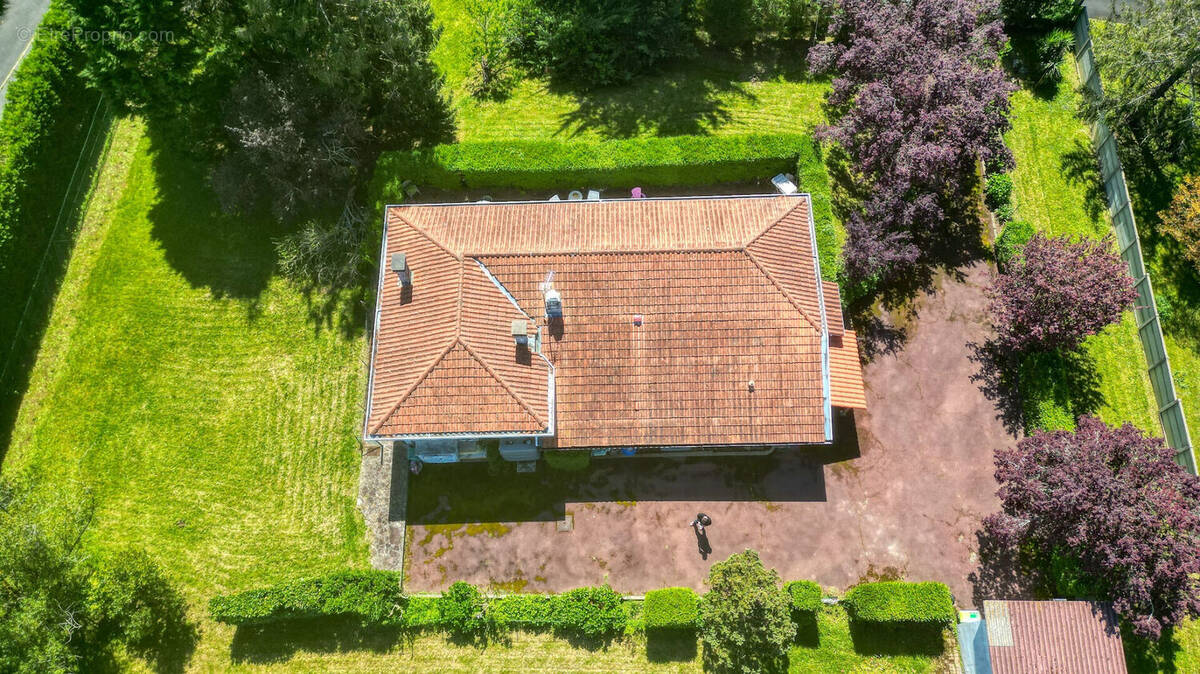 Maison à SAINT-PEE-SUR-NIVELLE