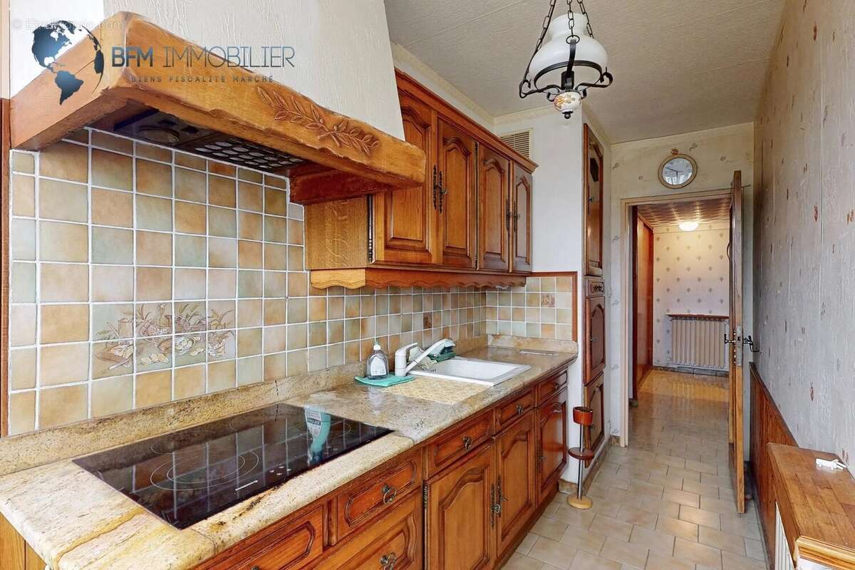 Appartement à SEPTEMES-LES-VALLONS