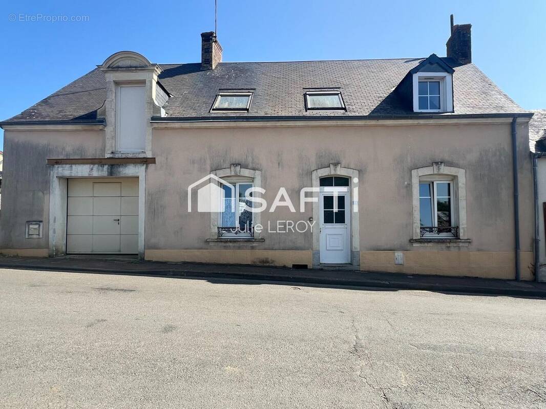 Photo 1 - Maison à COULANS-SUR-GEE