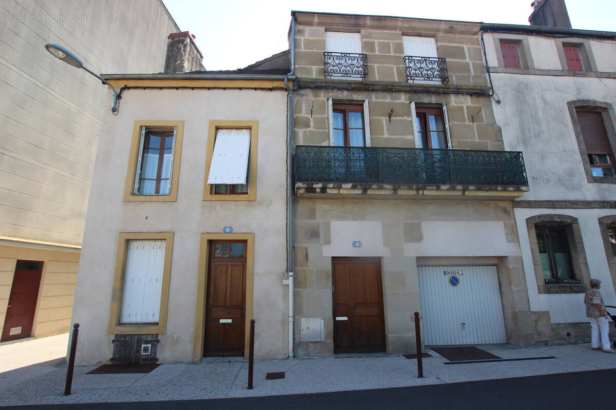 Maison à AUTUN
