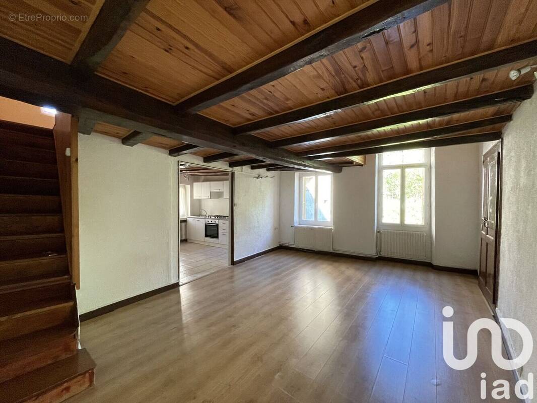 Photo 1 - Maison à JUJURIEUX