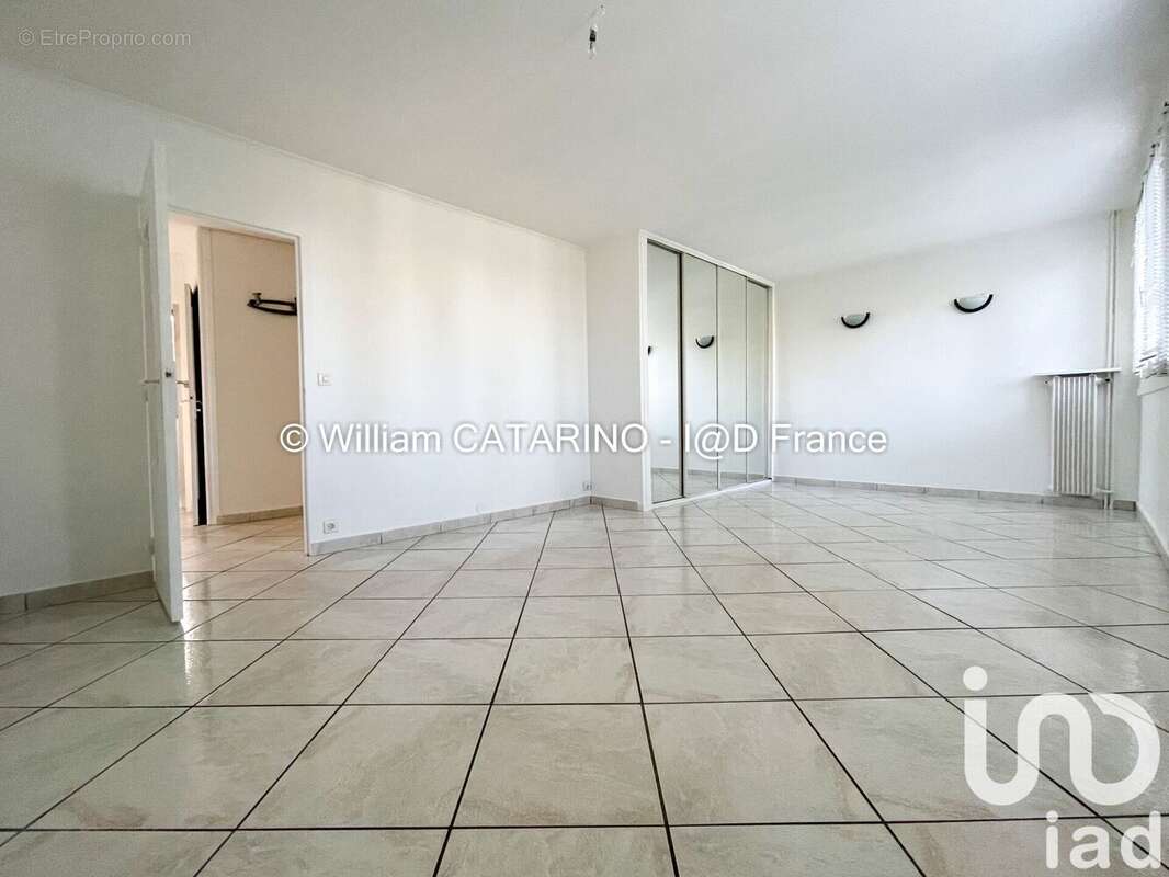 Photo 5 - Appartement à SAINT-GERMAIN-LES-ARPAJON