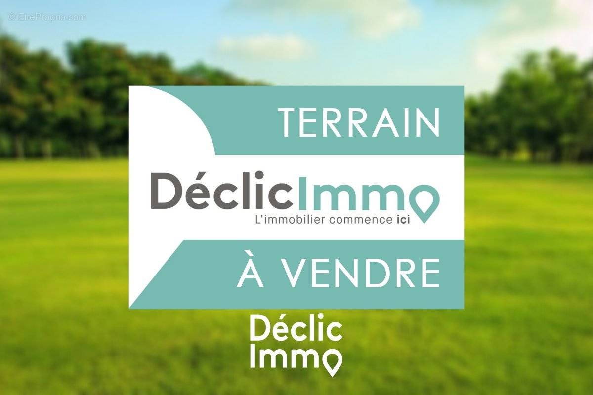 Terrain à MOUTIERS-LES-MAUXFAITS