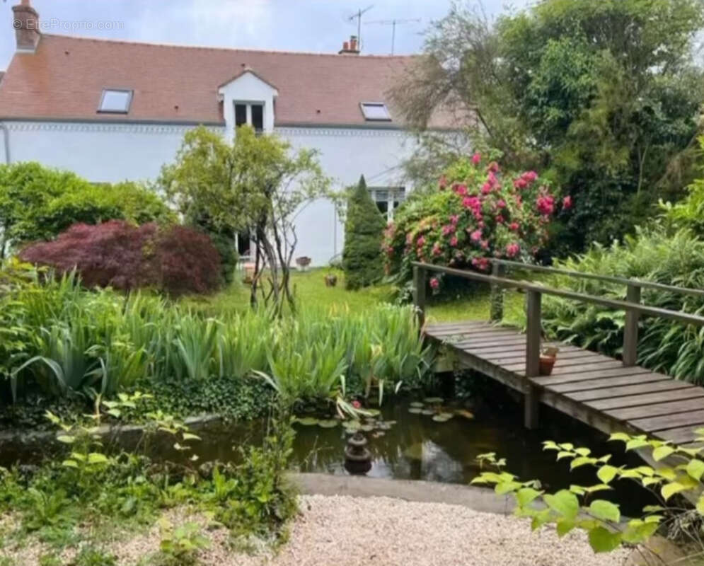 Maison à MARCOUSSIS