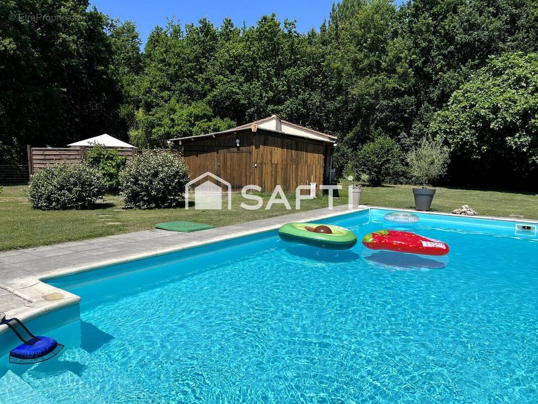 Photo 1 - Maison à VENDAYS-MONTALIVET