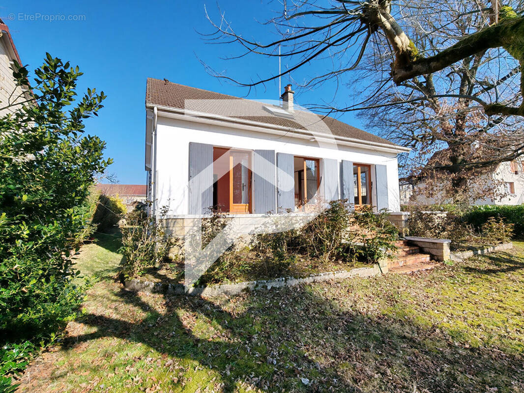 Maison à L&#039;ISLE-ADAM