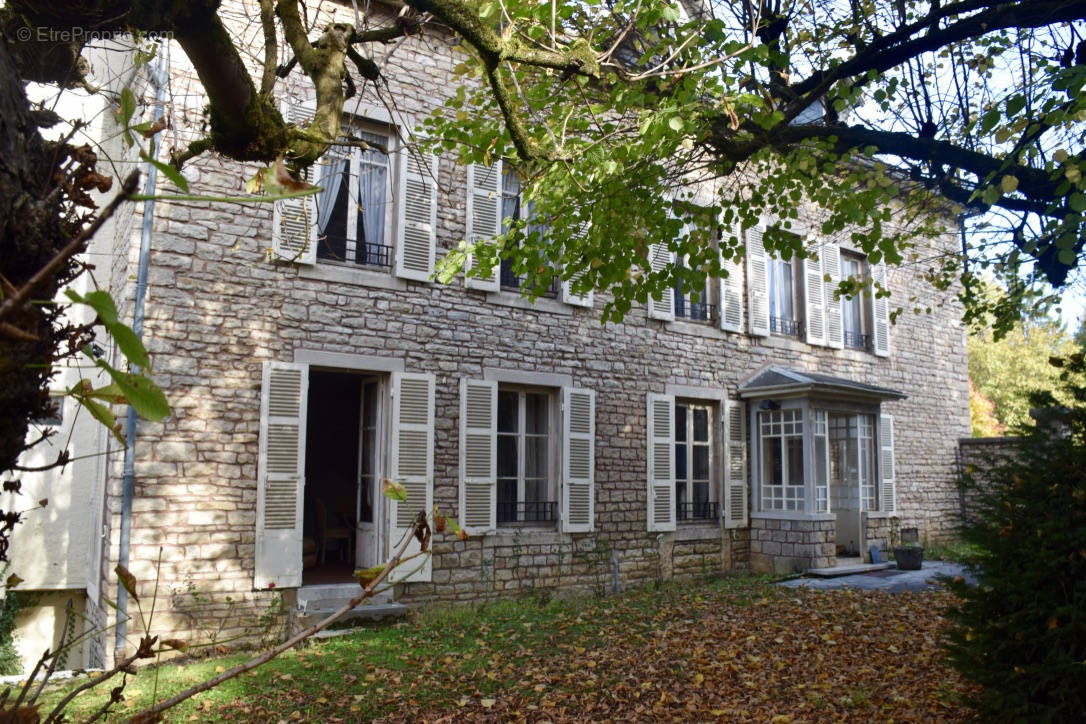 Maison à BEAUNE
