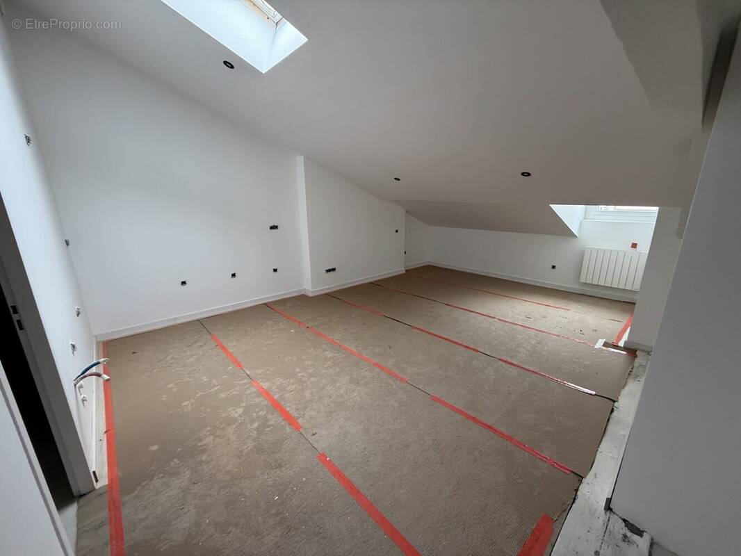 Appartement à OULLINS