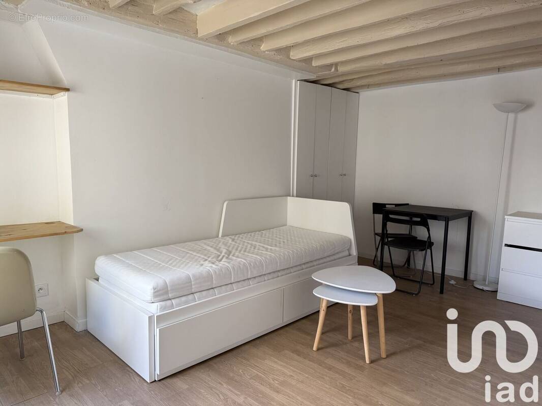 Photo 1 - Appartement à PARIS-3E