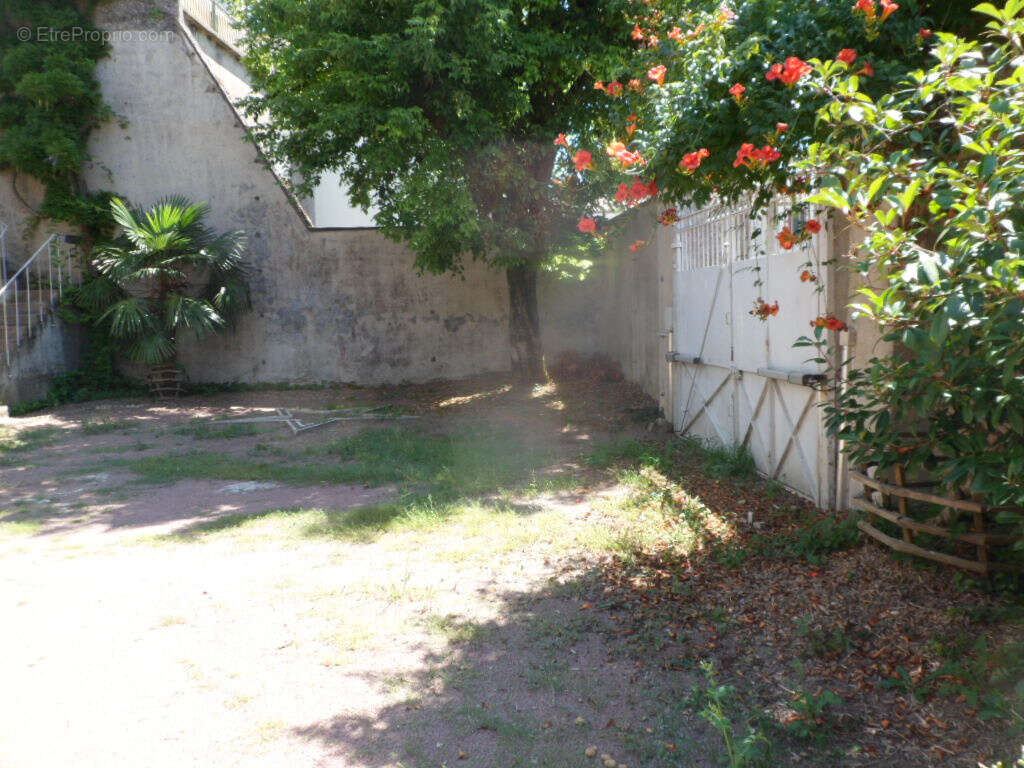 Maison à POUZAUGES