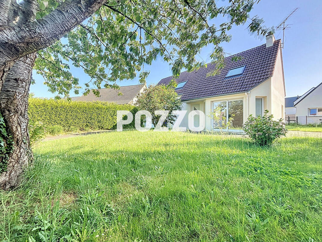 Maison à BREHAL