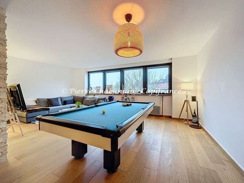 Appartement à SAINT-JULIEN-EN-GENEVOIS
