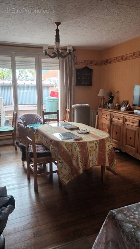 Appartement à PARIS-14E