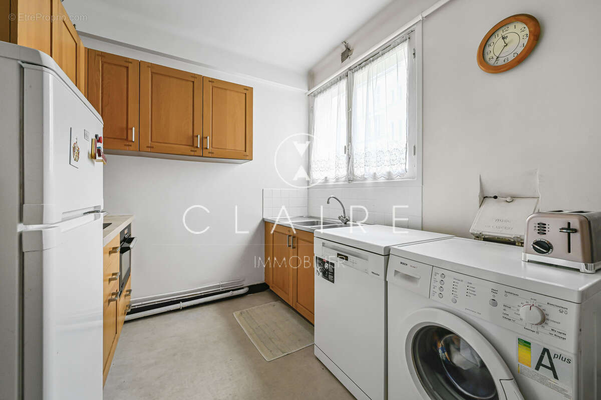 Appartement à PARIS-7E