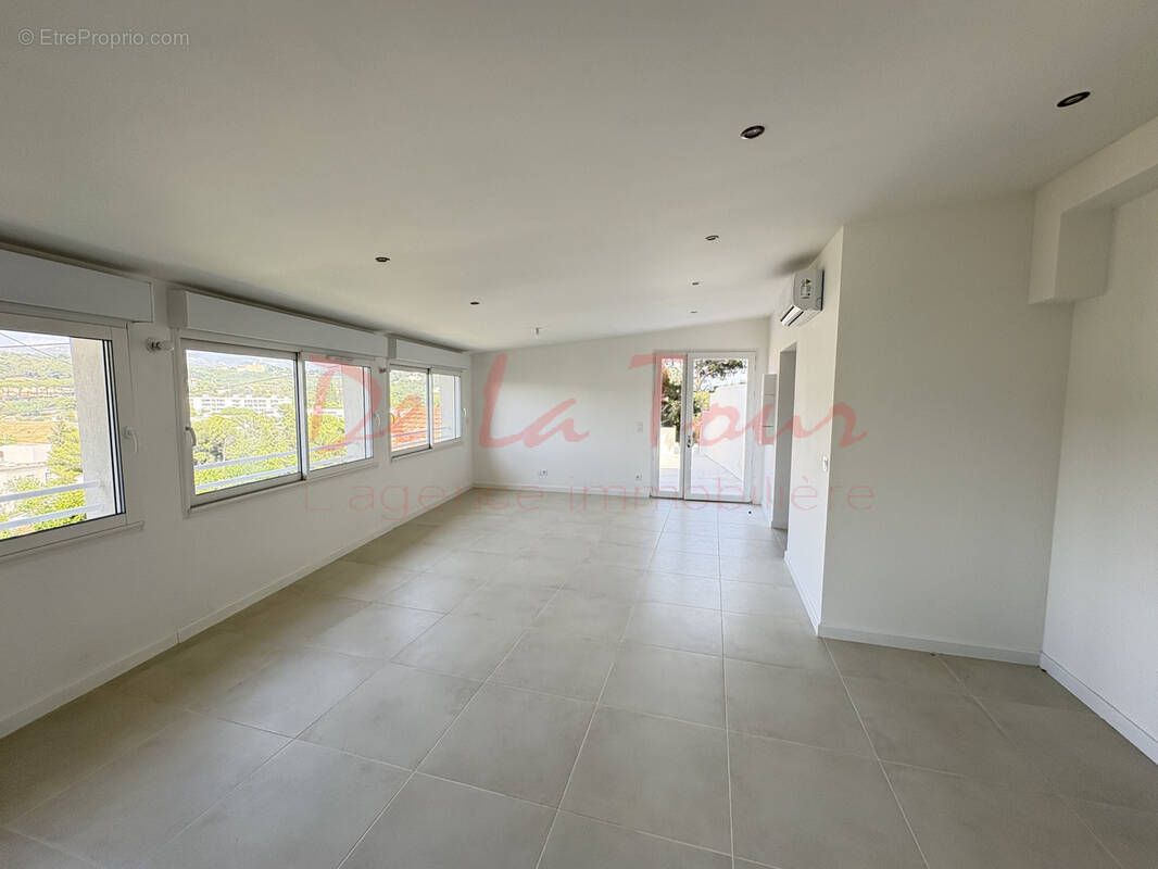 Appartement à MARSEILLE-11E