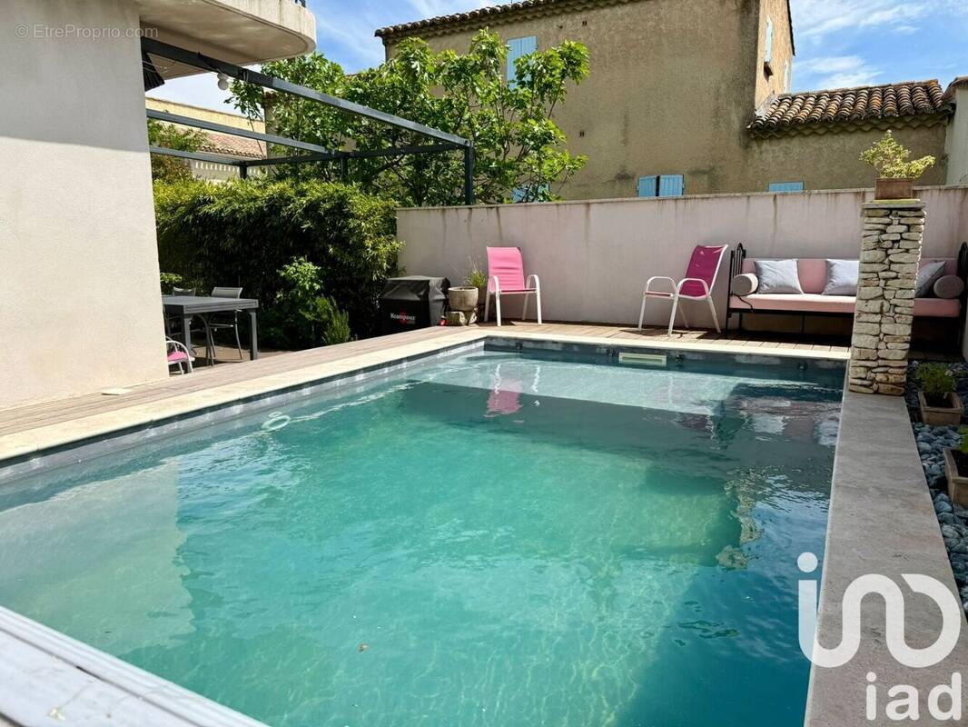 Photo 1 - Maison à L&#039;ISLE-SUR-LA-SORGUE