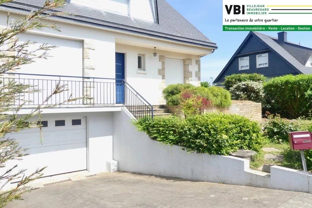 Maison à VEZIN-LE-COQUET