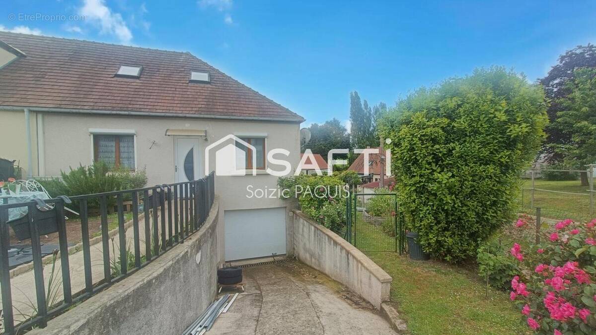 Photo 1 - Maison à LA FERTE-SOUS-JOUARRE