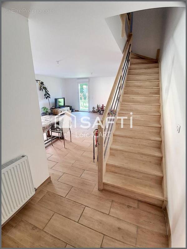 Photo 1 - Maison à DOUVAINE