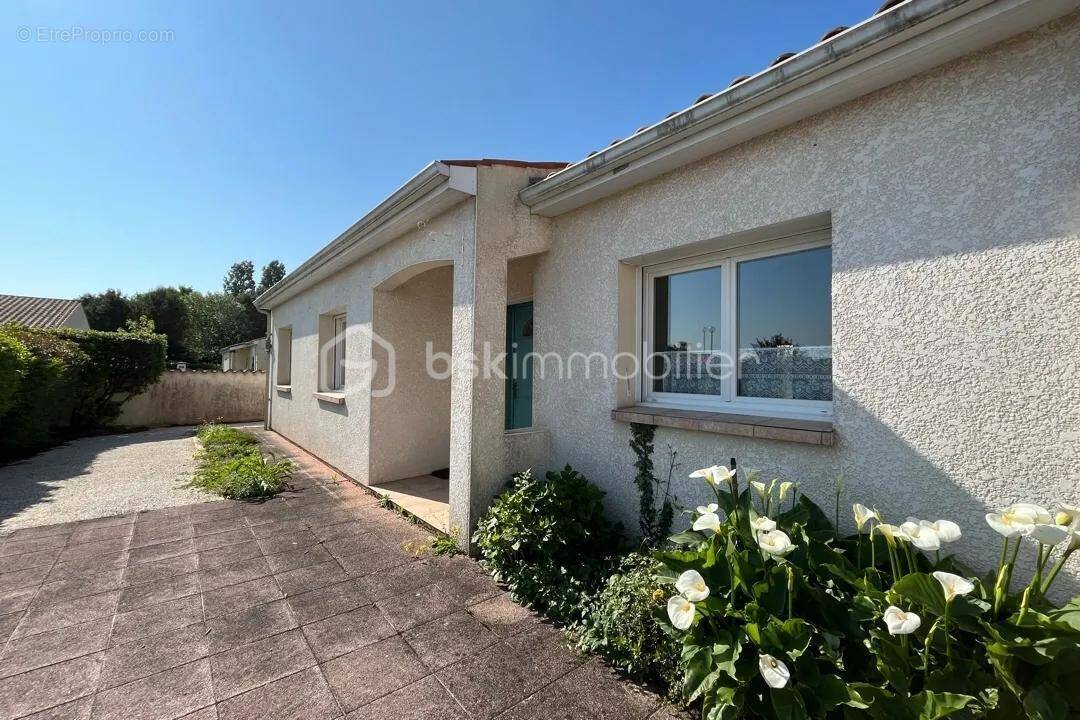 Maison à SAUJON