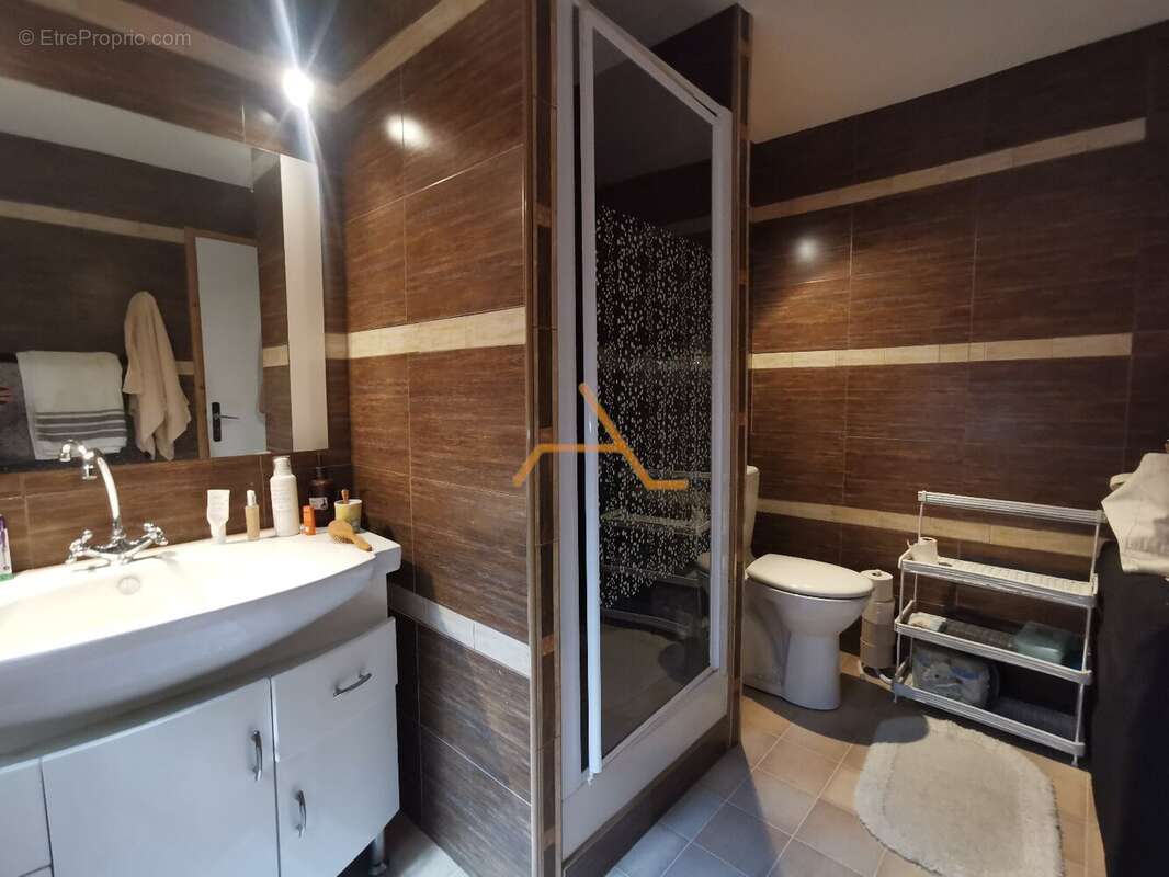 Appartement à DIEULEFIT