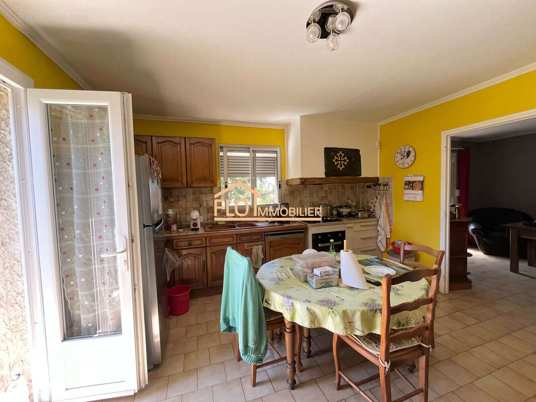 Maison à SAINT-THIBERY