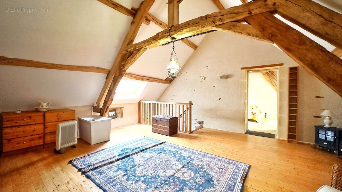 Maison à CHATEAUMEILLANT