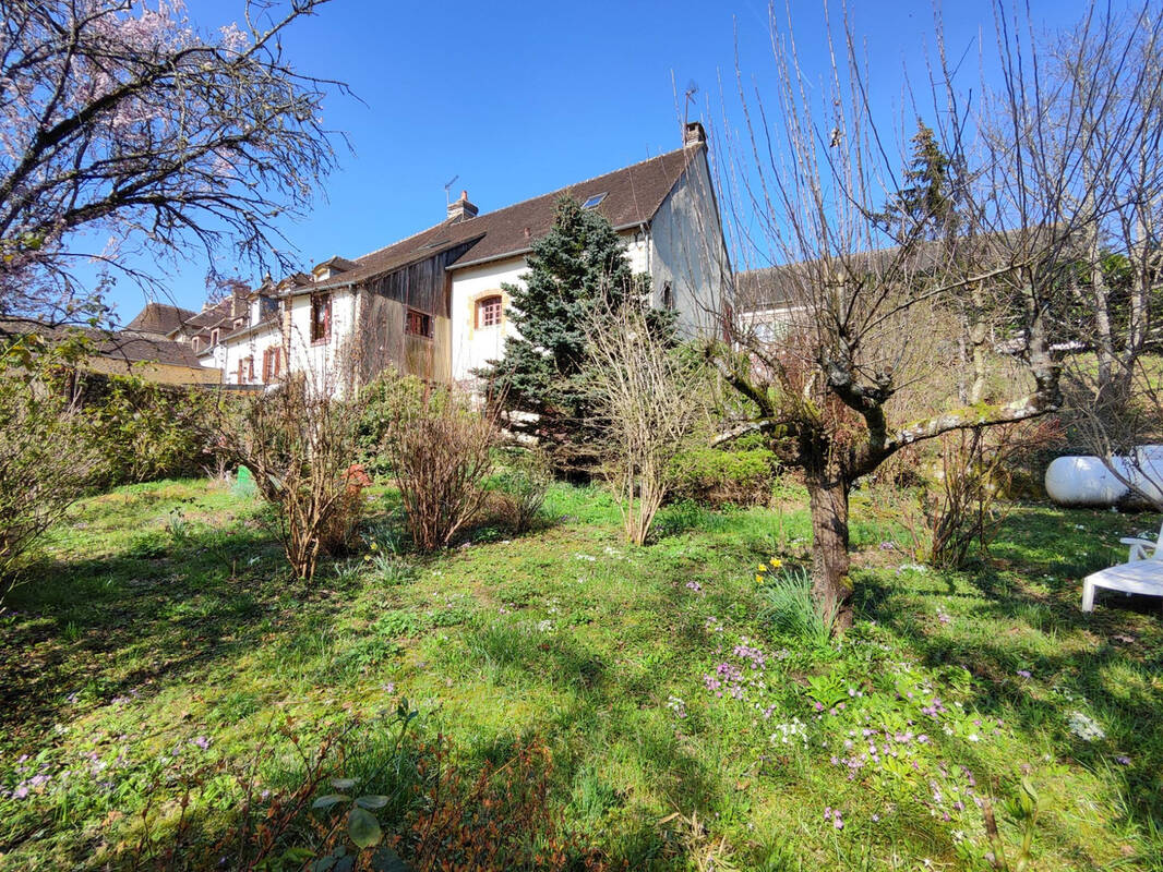 Maison à LONGNY-AU-PERCHE
