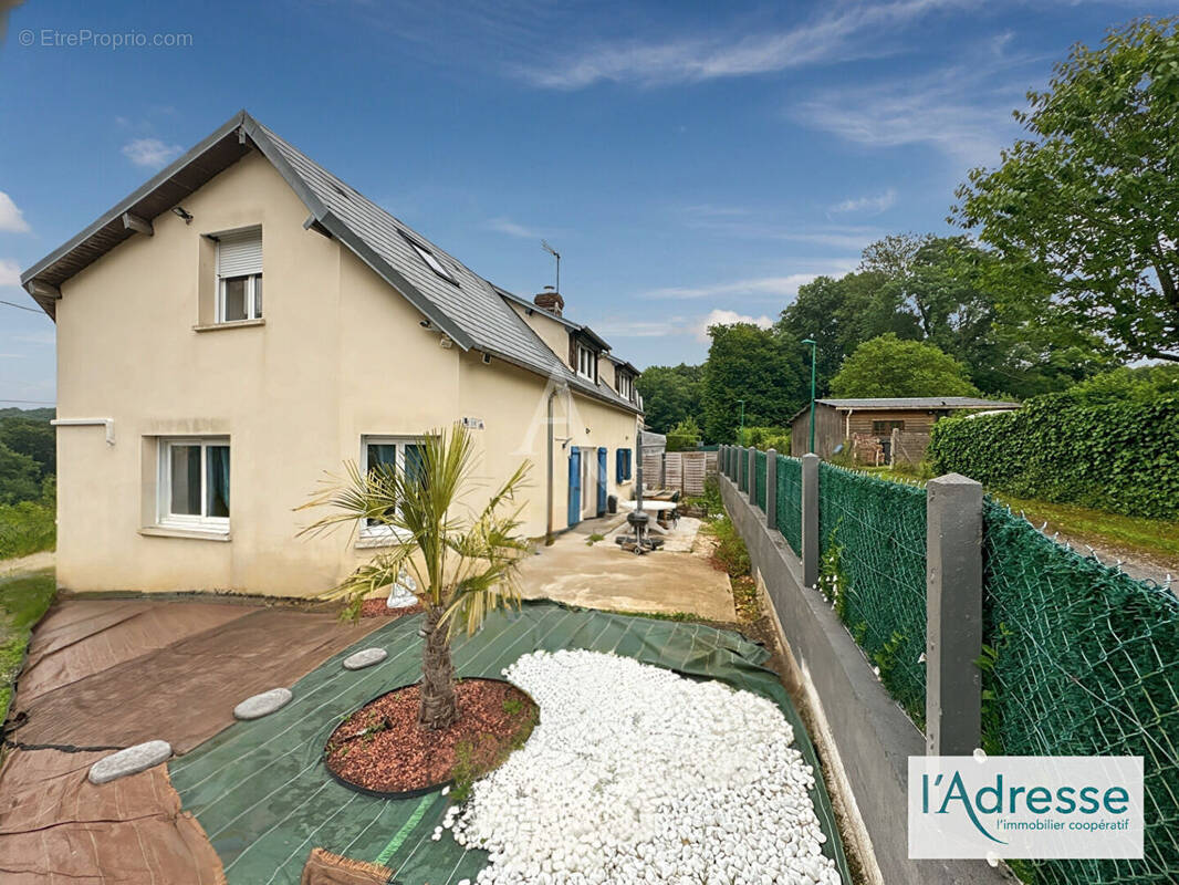 Maison à FLEURY-SUR-ANDELLE