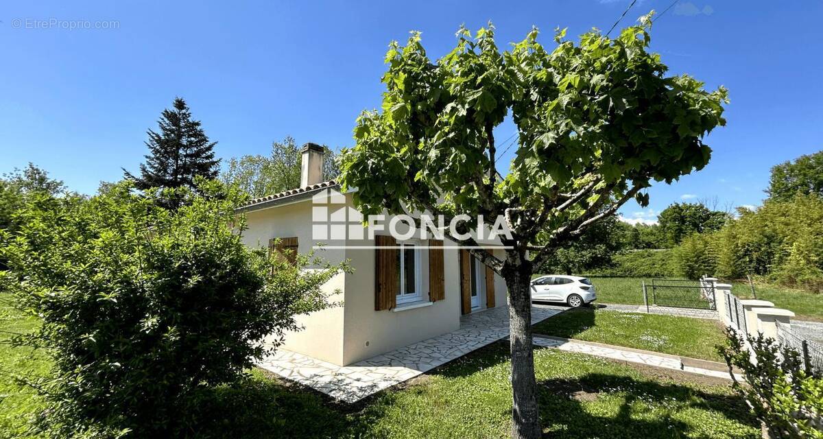 Maison à PINEUILH
