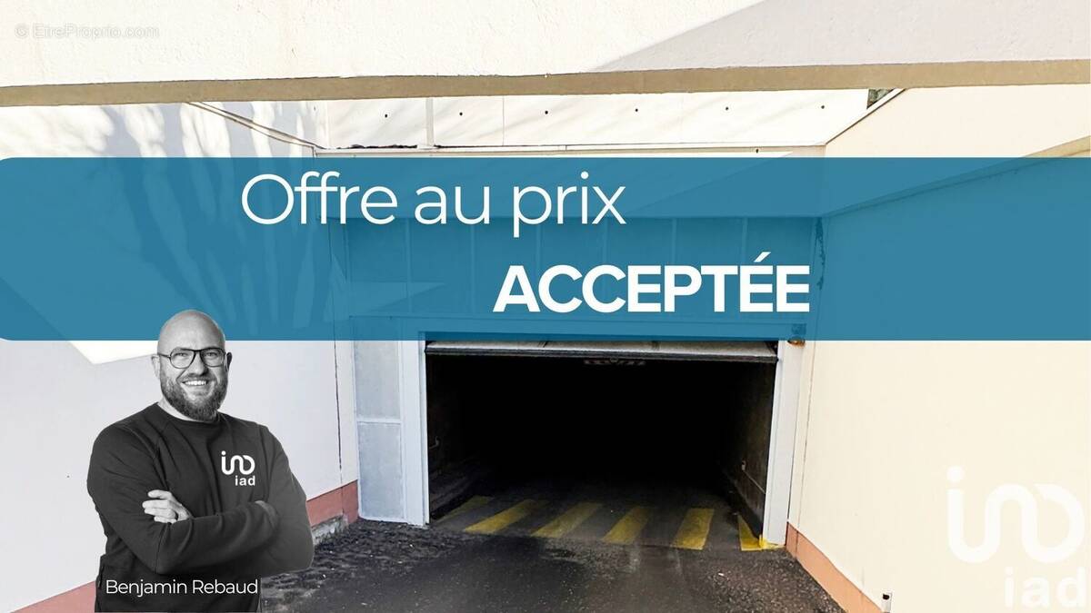 Photo 1 - Parking à SAINT-ETIENNE