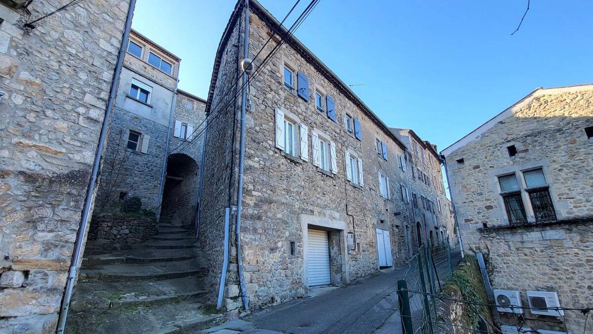 Maison à JOYEUSE
