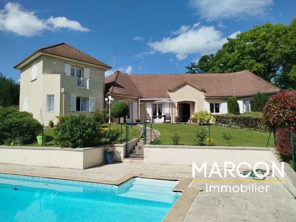Maison à LA SOUTERRAINE