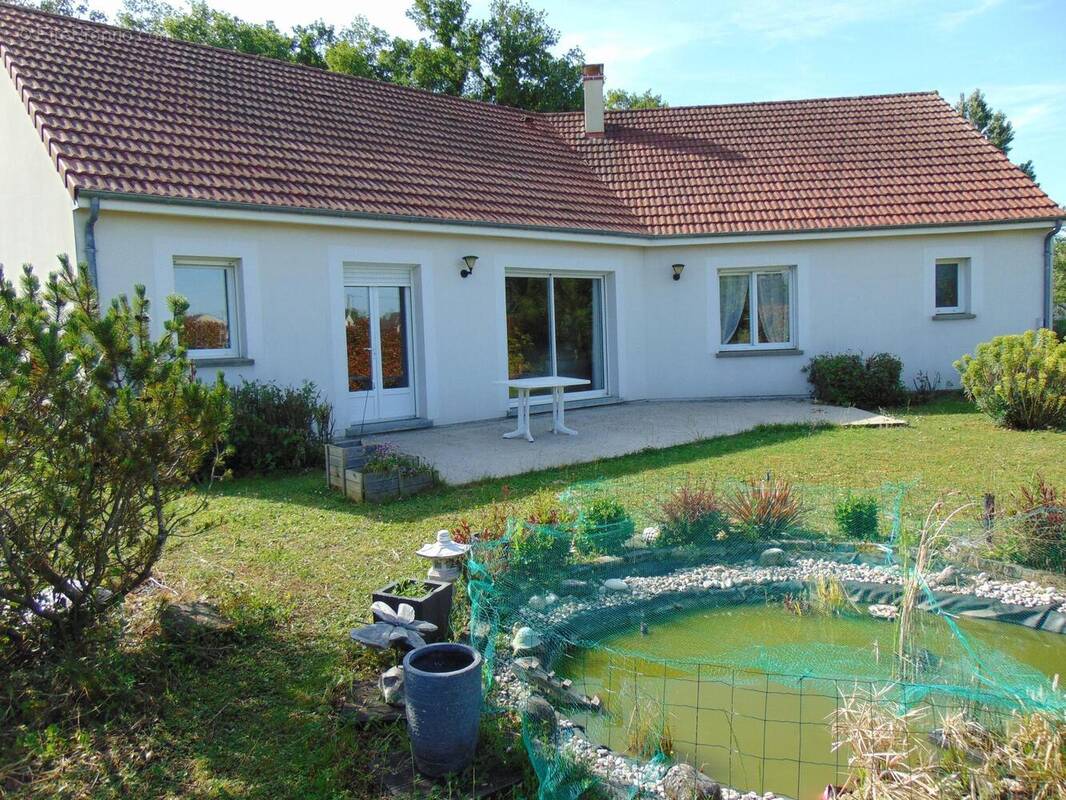Photo 1 - Maison à CORQUILLEROY