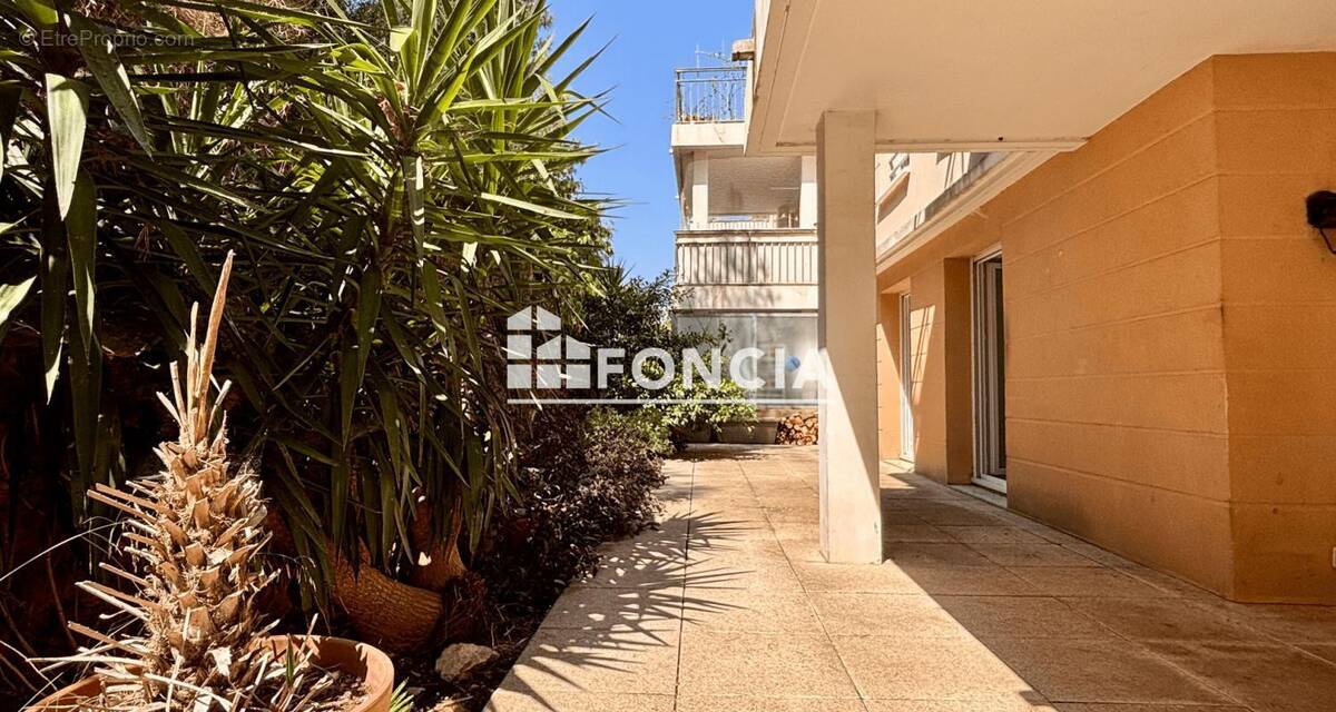Appartement à MARSEILLE-9E