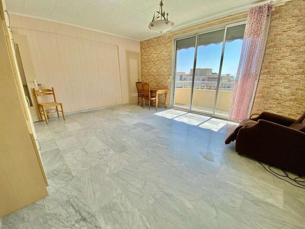   - Appartement à NICE