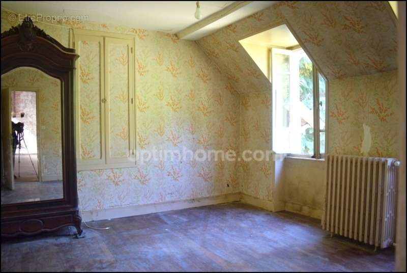 Maison à AUBUSSON
