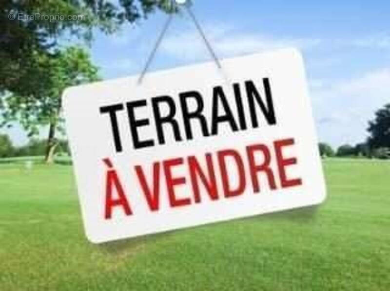 Terrain à CLERES