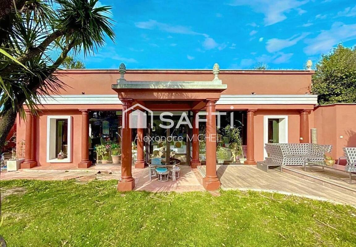 Photo 1 - Maison à LE BEAUSSET