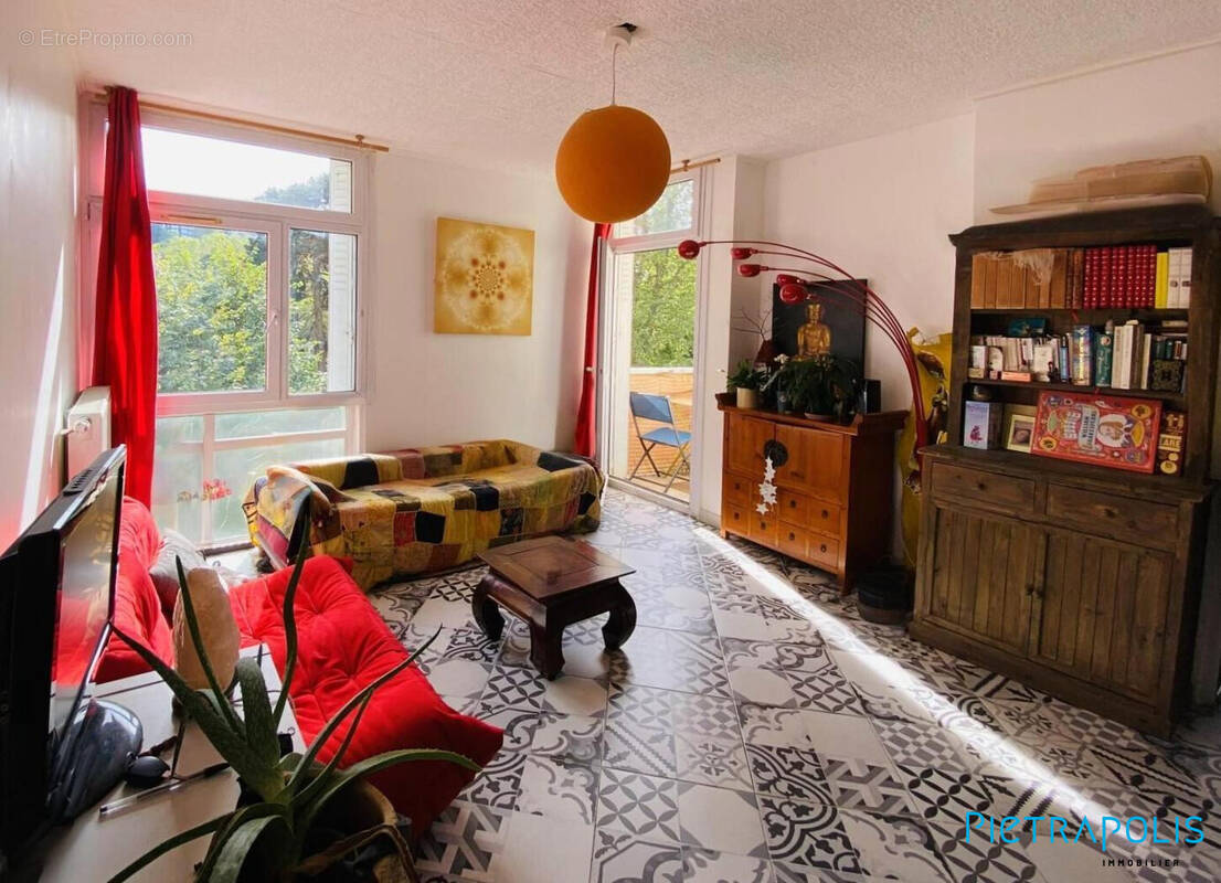 Appartement à LYON-9E