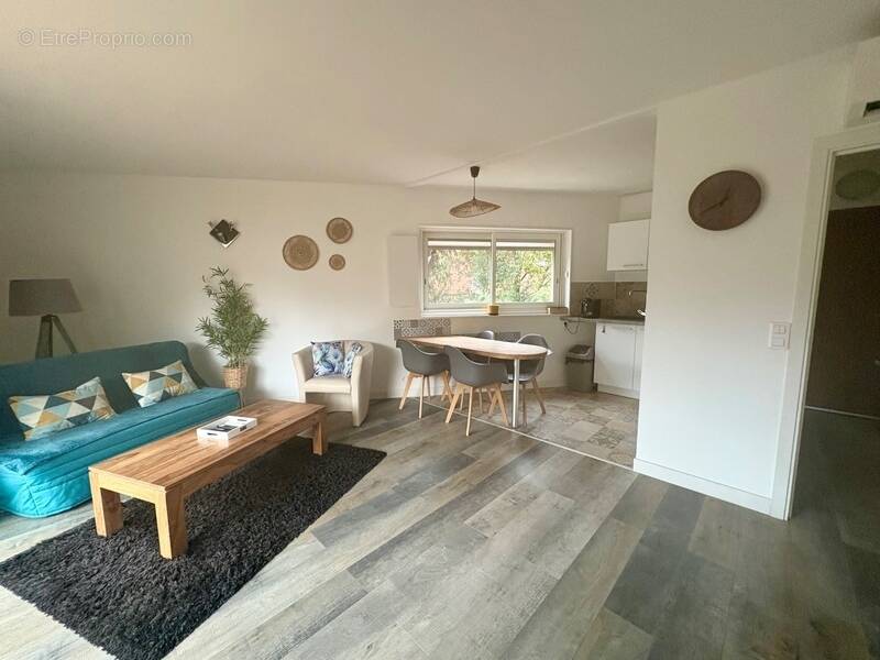 Appartement à SAINT-RAPHAEL