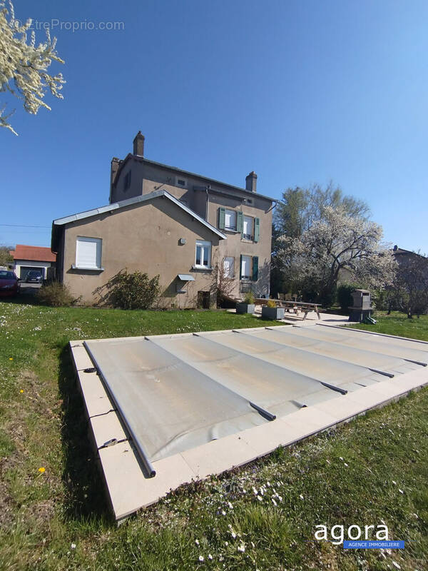 Maison à BRIEY