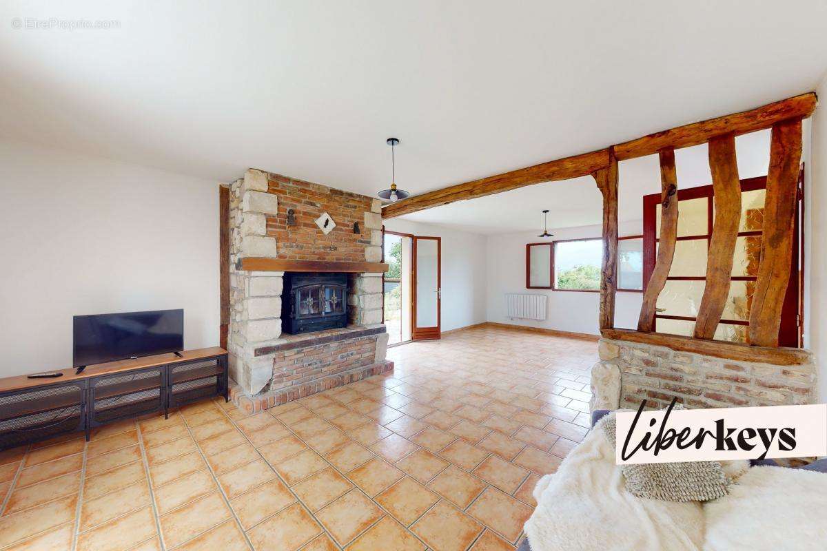 Maison à ANGERVILLE-L&#039;ORCHER