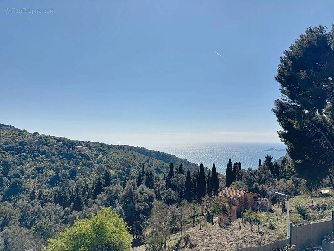Maison à EZE