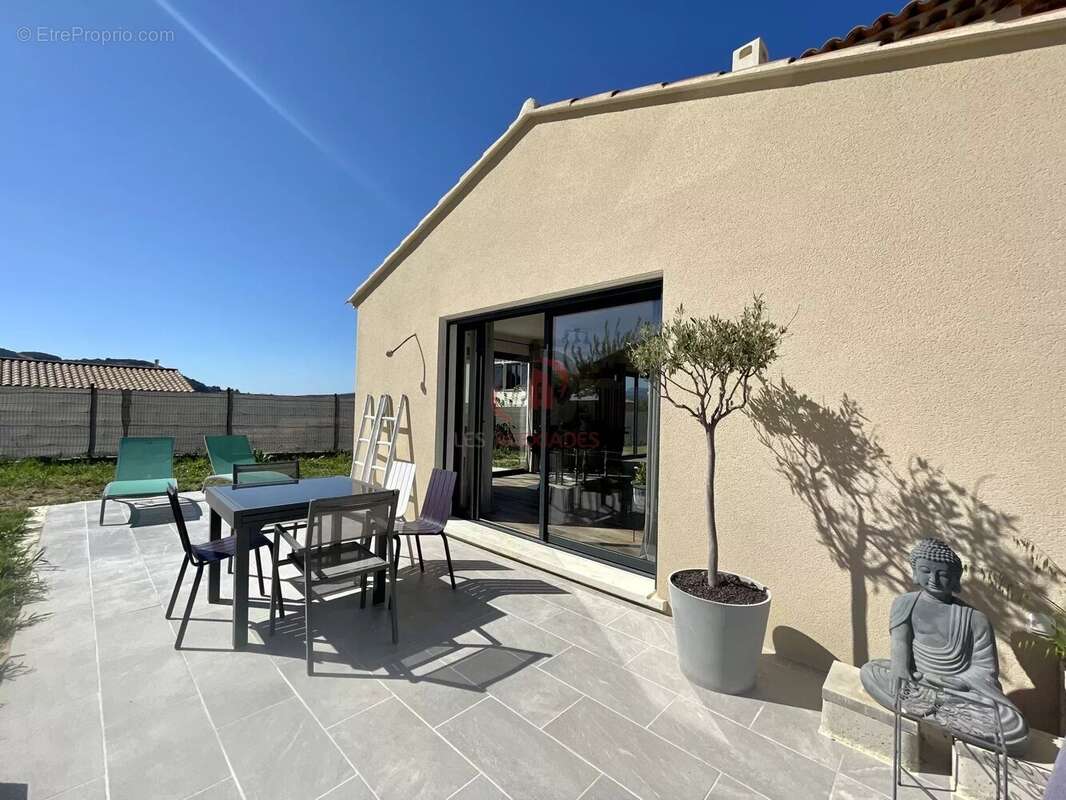 Maison à LE CASTELLET