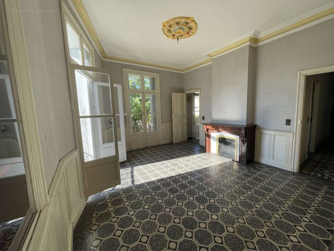 Appartement à BEZIERS